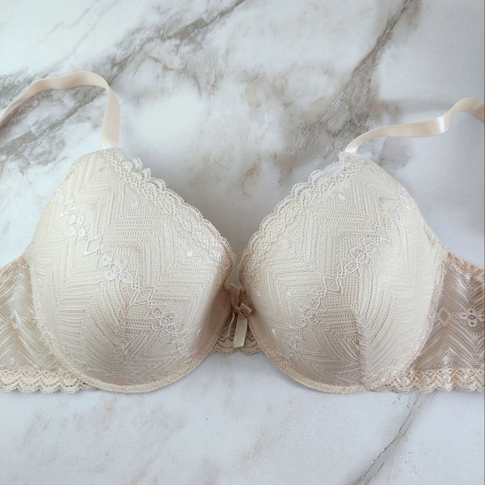 EUC Unbranded Cream Beige Lace Lightly Lined Full Coverage Multiway Bra, Sz 44D